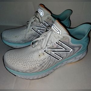 New Balance Fresh Foam wmn 9.5